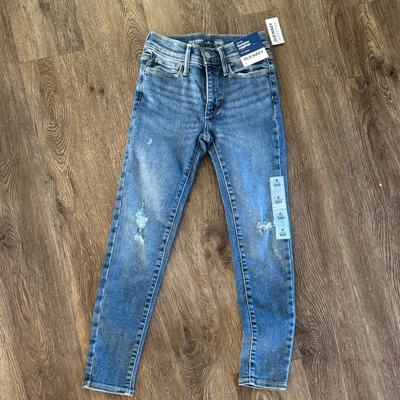 Old Navy Other - NWT Old Navy High Rise Rockstar Jeggings